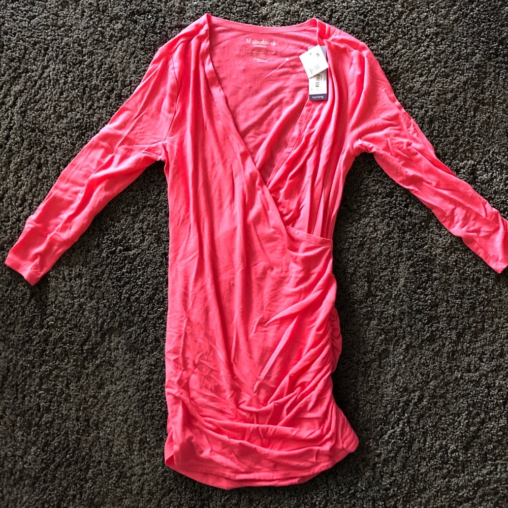 Motherhood maternity nursing top, small. NEW